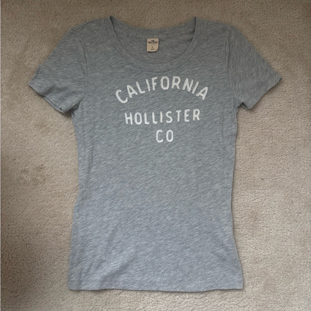 Y2K VTG HOLLISTER T-SHIRT SHORT SLEEVE GRAY GREY PREPPY COMFY 2000S LARGE WOMENS